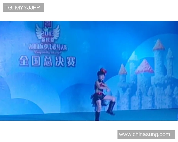 游泳传奇人物的成长轨迹与辉煌成就揭秘